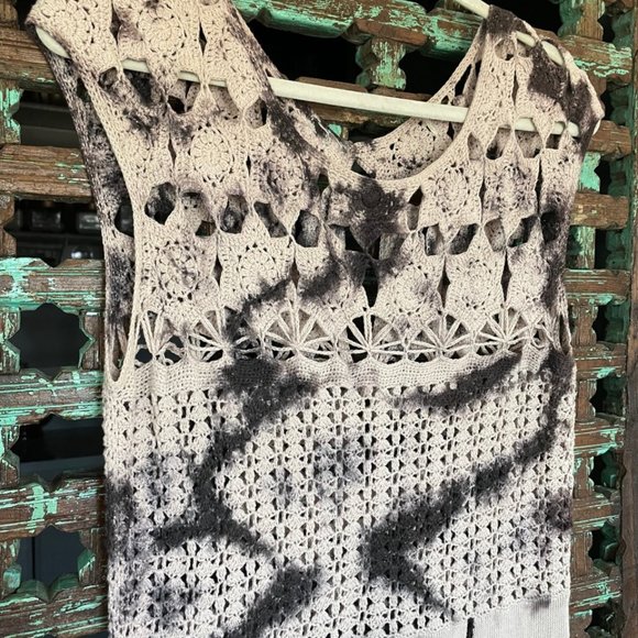 Unique tie-dyed, knit dress with cap sleeves - Picture 2 of 7